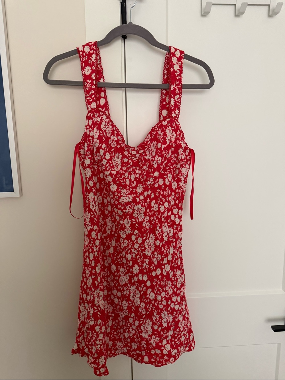 Belle Vie Sweetheart Neck Sleeveless Dress